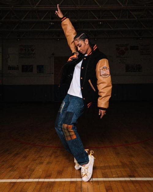 全明星埃琳娜,篮球场上的璀璨明星